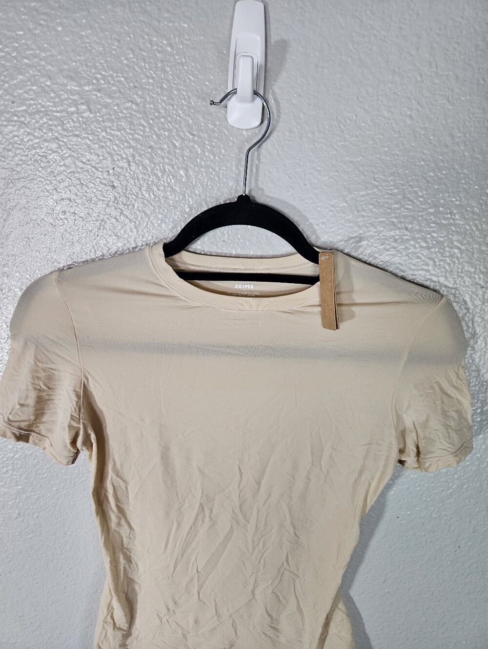 Skims Fits Everybody Short Sleeve Tee Size S - Picture 2 of 9